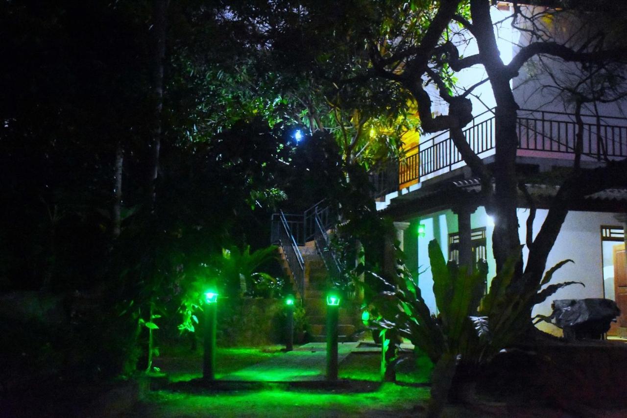 Wild Heaven Udawalawe Otel Dış mekan fotoğraf