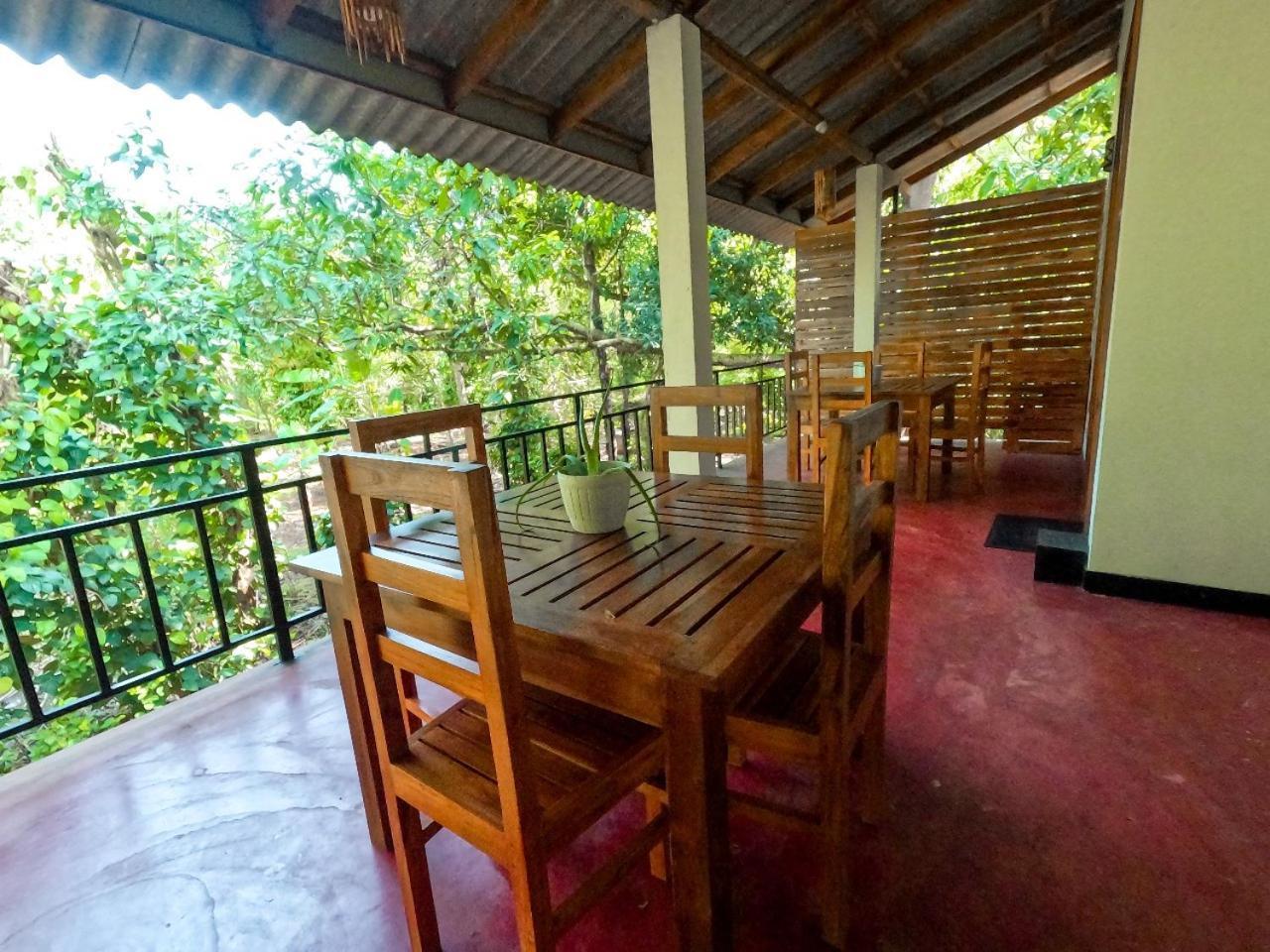 Wild Heaven Udawalawe Otel Dış mekan fotoğraf